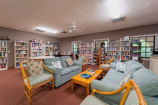 514 Nutmeg Cir, DeLand FL 32724