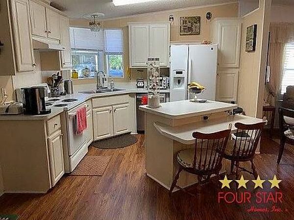 279 Woodside Lake Dr, Ormond Beach FL 32174