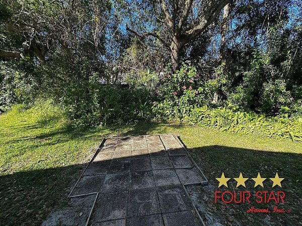 3208 E Derry Dr, Sebastian FL 32958