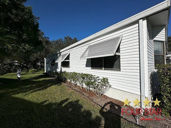3208 E Derry Dr, Sebastian FL 32958