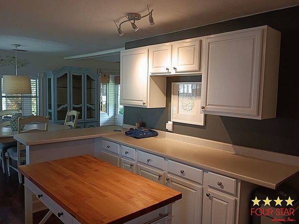 6612 Colonial Dr , Lot 687, Margate FL 33063