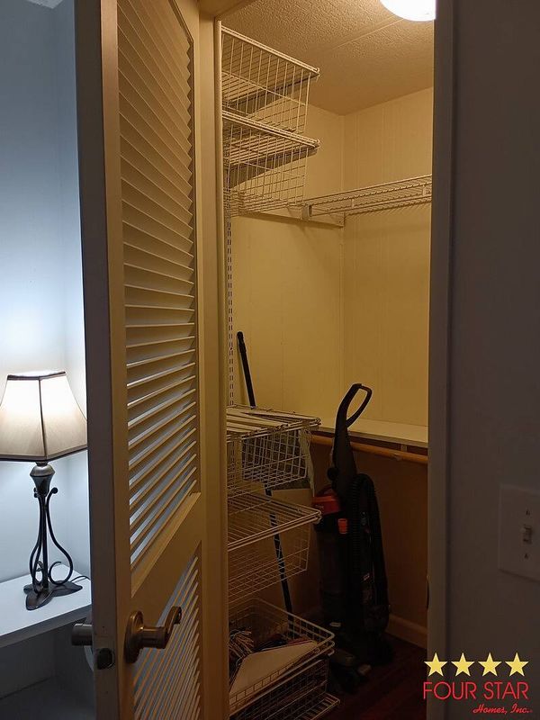 6612 Colonial Dr , Lot 687, Margate FL 33063