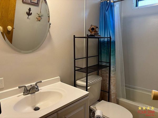 445 Midvale Ct, Orange City FL 32763
