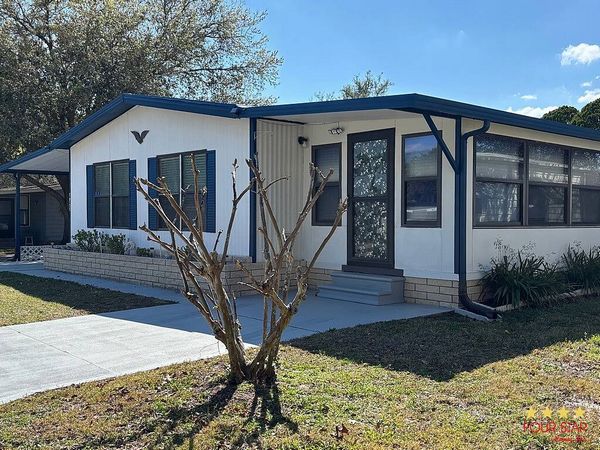 445 Midvale Ct, Orange City FL 32763