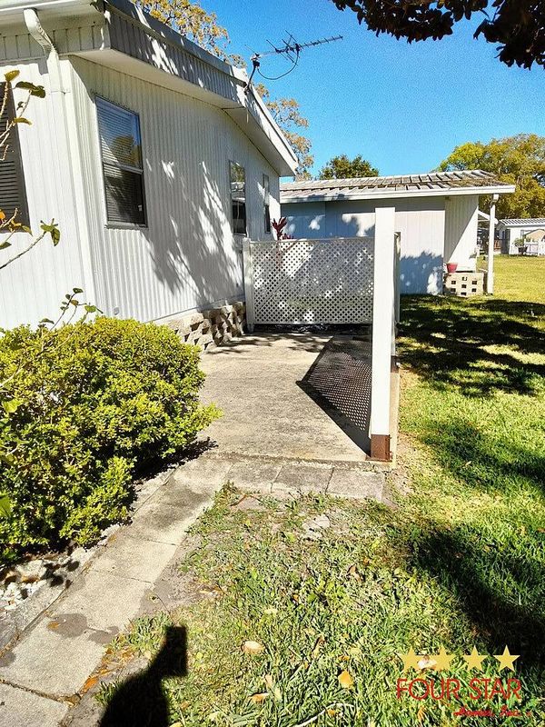 112 Flamingo Dr, Port Orange FL 32127