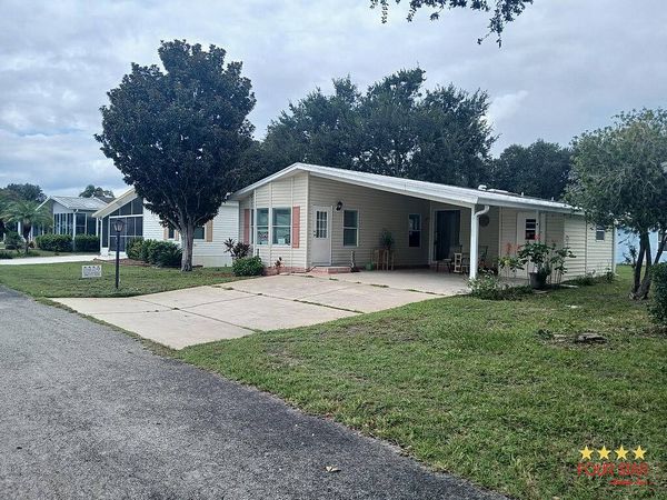 979 ROBIN DRIVE, DeLand FL 32724