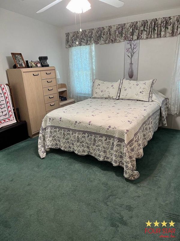 1021 Robin, DeLand FL 32724