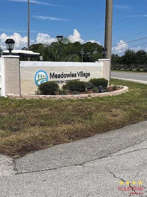 1021 Robin, DeLand FL 32724