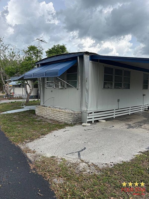 11 Annex Cir, Mount Dora FL 32757