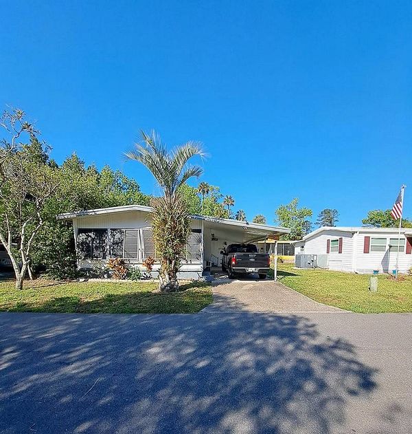 100 Hacienda Dr, Winter Springs FL 32708