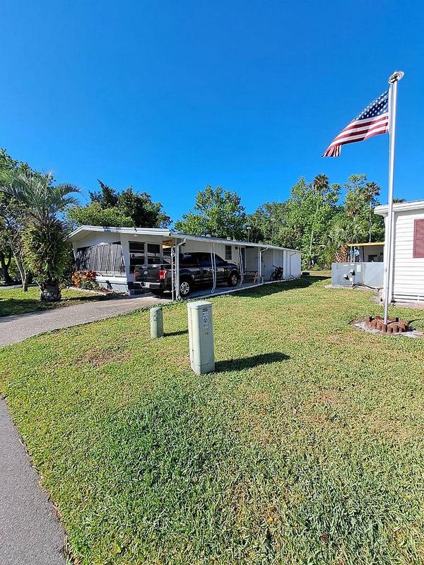 100 Hacienda Dr, Winter Springs FL 32708
