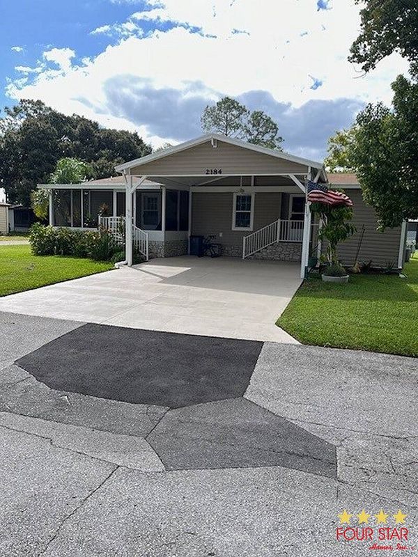 2184 Pebble Beach Blvd, Orlando FL 32826