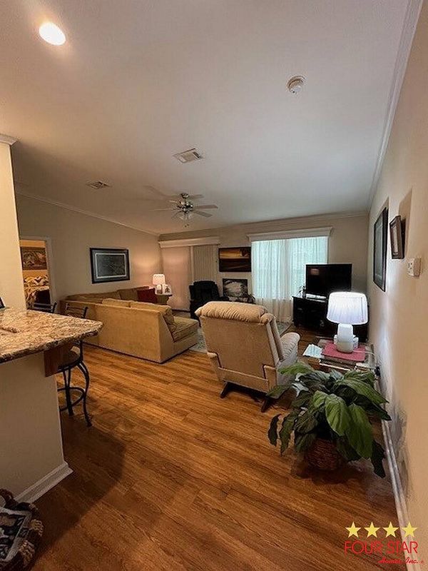 2184 Pebble Beach Blvd, Orlando FL 32826