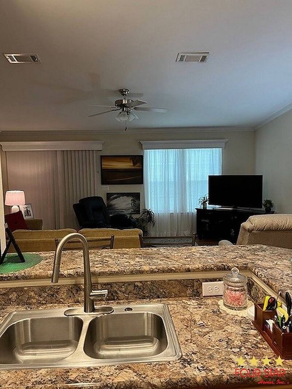 2184 Pebble Beach Blvd, Orlando FL 32826