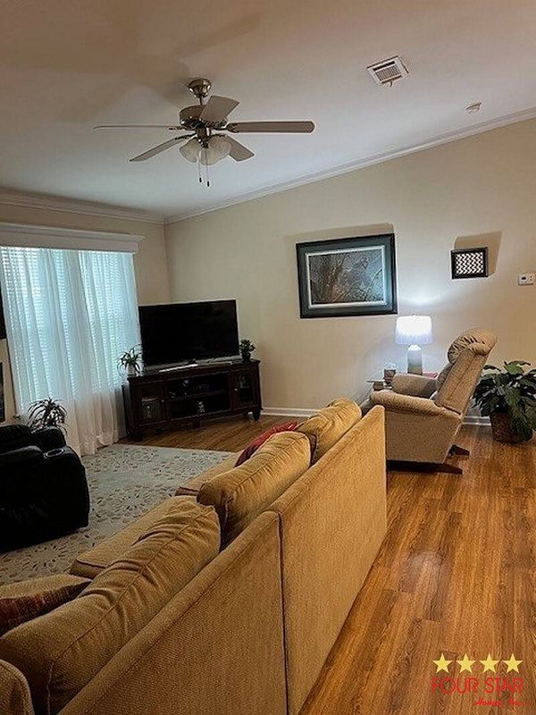 2184 Pebble Beach Blvd, Orlando FL 32826