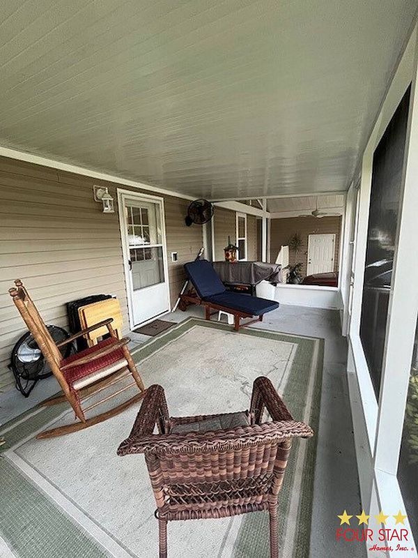 2184 Pebble Beach Blvd, Orlando FL 32826