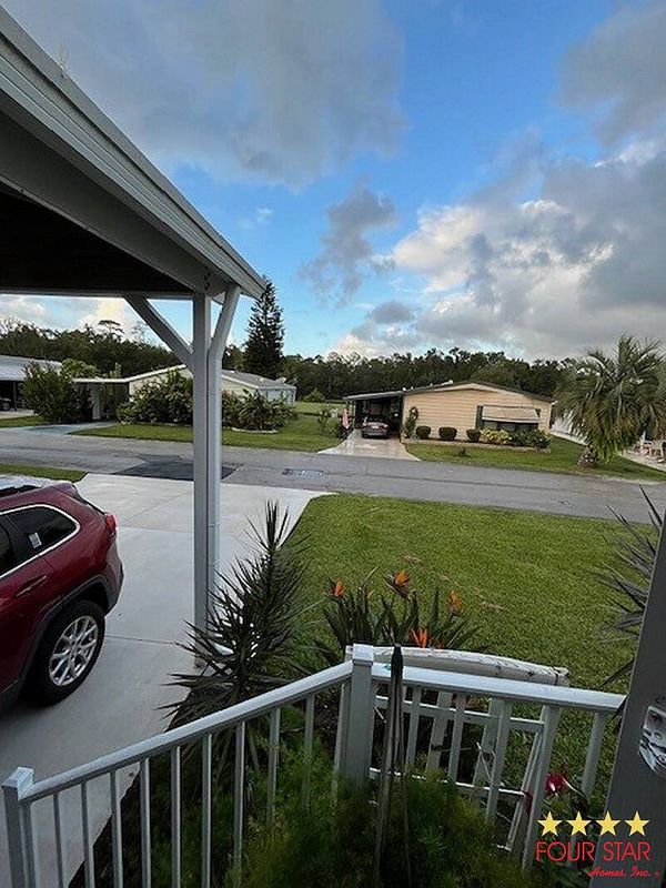 2184 Pebble Beach Blvd, Orlando FL 32826