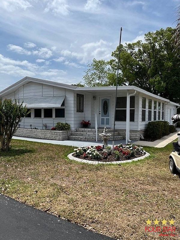 2120 Pebble Beach Blvd, Orlando FL 32826