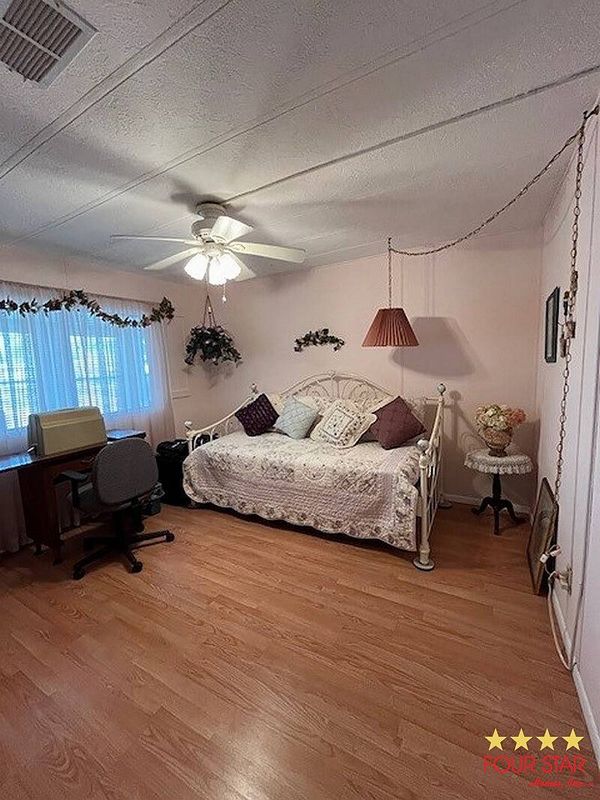 2120 Pebble Beach Blvd, Orlando FL 32826