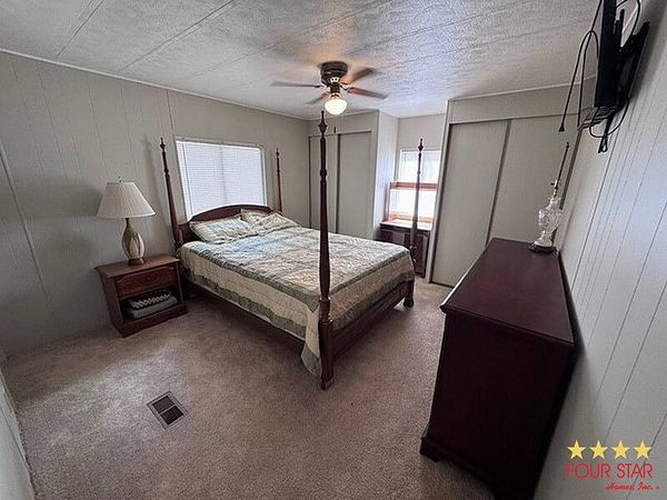 1209 Laurel Oak Dr, DeLand FL 32724