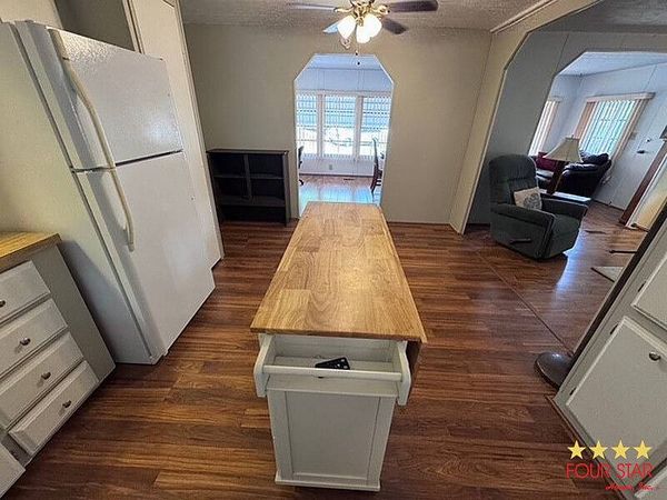 1209 Laurel Oak Dr, DeLand FL 32724