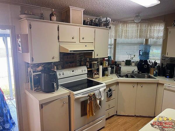 376 Plantation Landings Dr, Haines City FL 33844