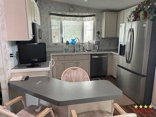1932 Sunflower, Sebring FL 33872
