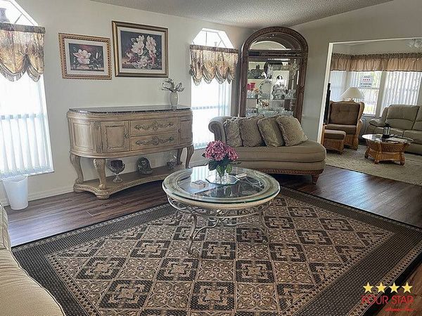1932 Sunflower, Sebring FL 33872