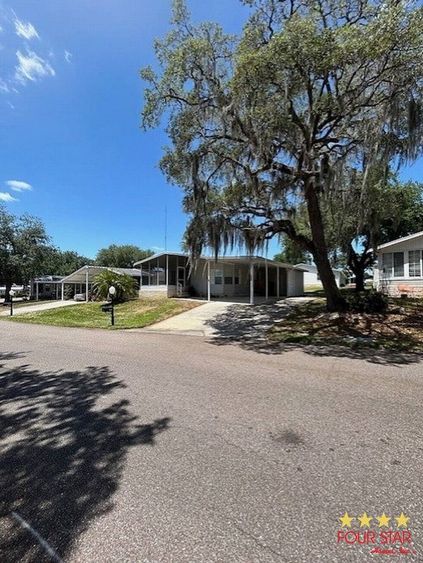 340 kingslake, DeBary FL 32713