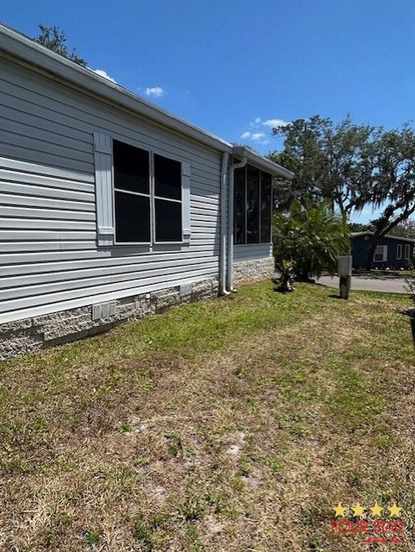 340 kingslake, DeBary FL 32713
