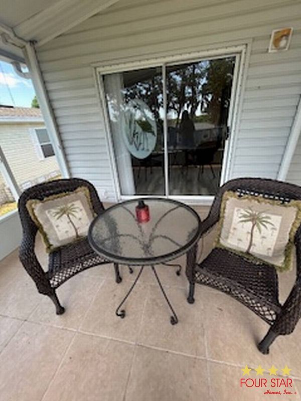 340 kingslake, DeBary FL 32713