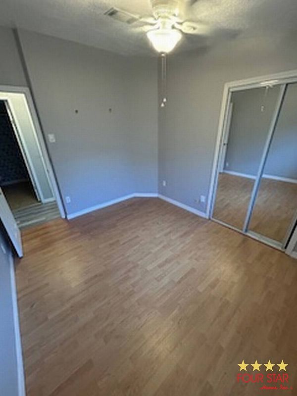 340 kingslake, DeBary FL 32713