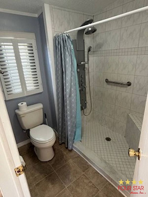 340 kingslake, DeBary FL 32713