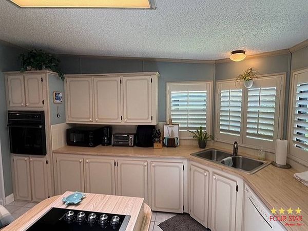 10 Rainbow Falls Dr, Ormond Beach FL 32174