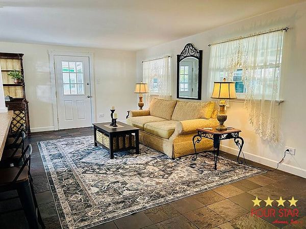 128 Queens Dr, Leesburg FL 34748