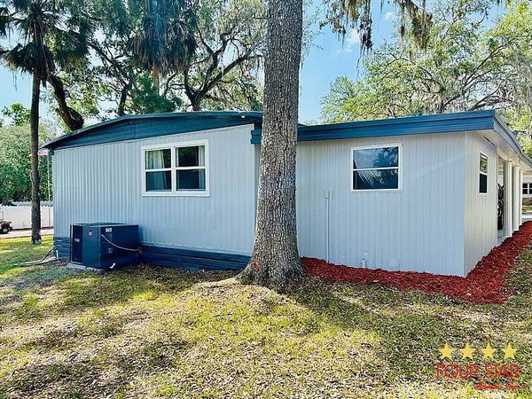 128 Queens Dr, Leesburg FL 34748
