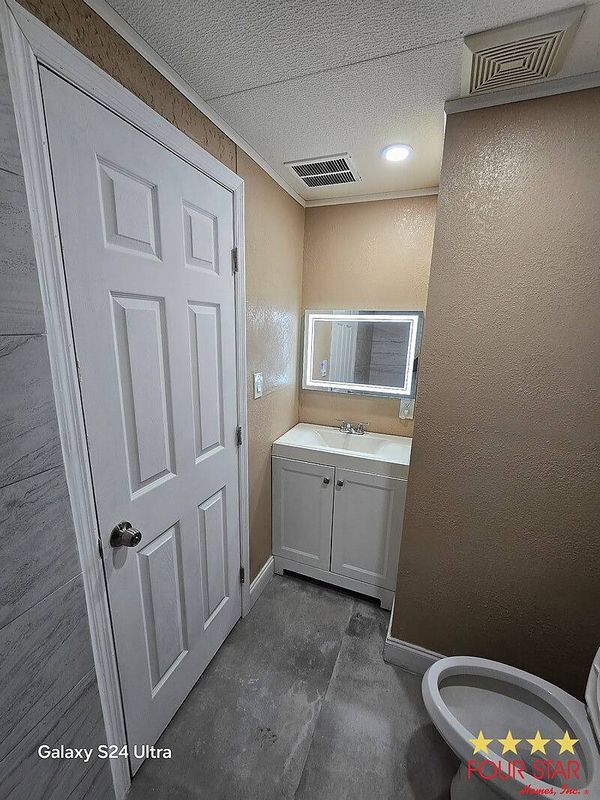 5137 N Scenic Hwy, Lake Wales FL 33898