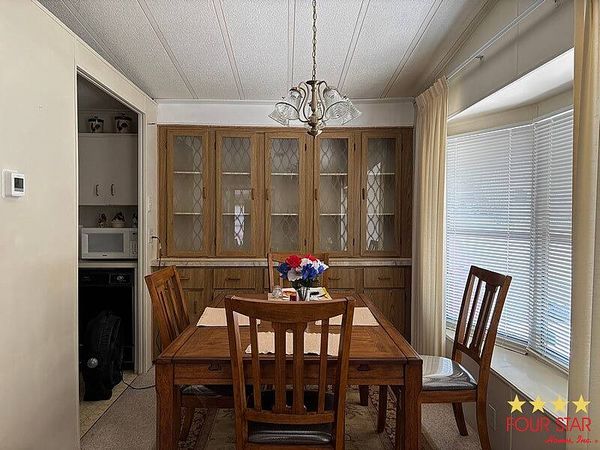 340 Pineview Dr, Orange City FL 32763