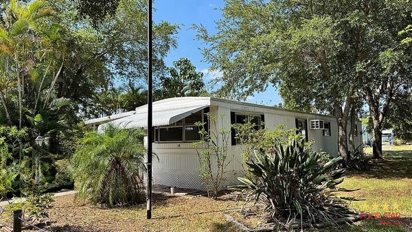 555 Fourth St, Lot 36, Vero Beach FL 32962