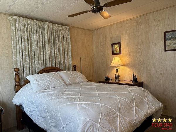 2442 Greenhedge Dr, Orange City FL 32763