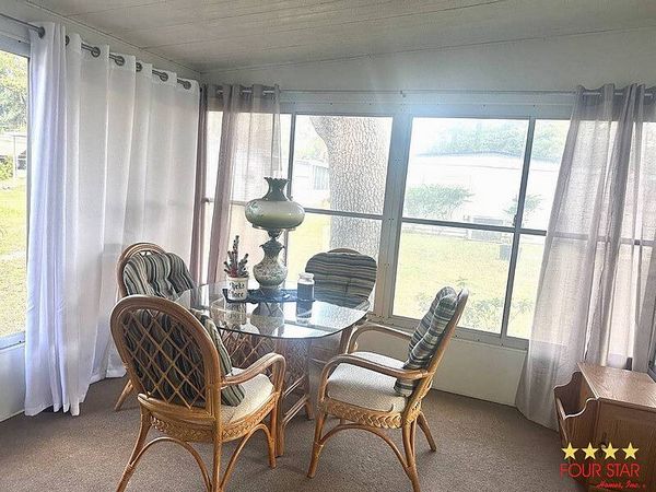13048 Lemon Ave, Grand Island FL 32735