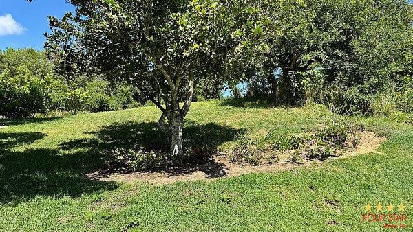 3200 E Derry Dr, Sebastian FL 32958
