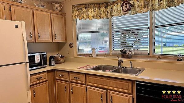 3200 E Derry Dr, Sebastian FL 32958