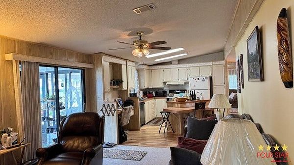 5 Ecuador Way, Fort Pierce FL 34951