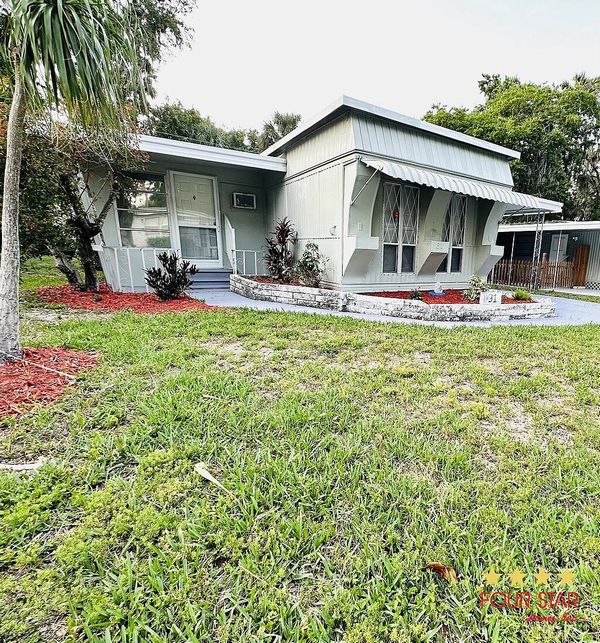 31 Twin Coach Ct, Daytona Beach FL 32119