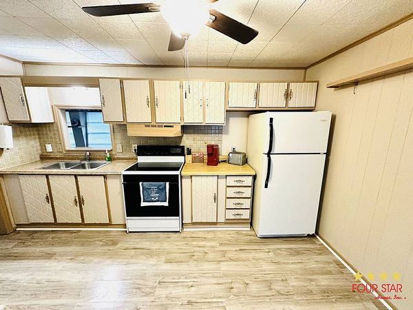31 Twin Coach Ct, Daytona Beach FL 32119
