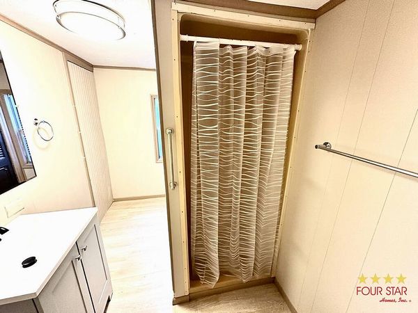 31 Twin Coach Ct, Daytona Beach FL 32119