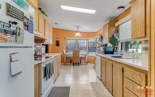 100 Horseshoe Falls Dr, Ormond Beach FL 32174