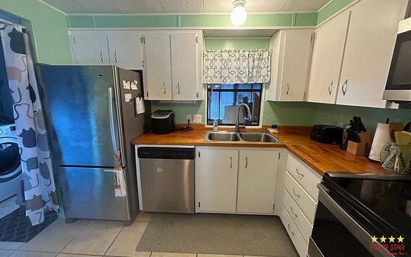 3991 Sabal Drive, Oviedo FL 32765