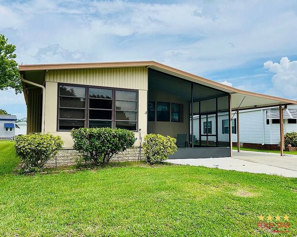 54 Bayberry Dr, Lot 492, Leesburg FL 34788